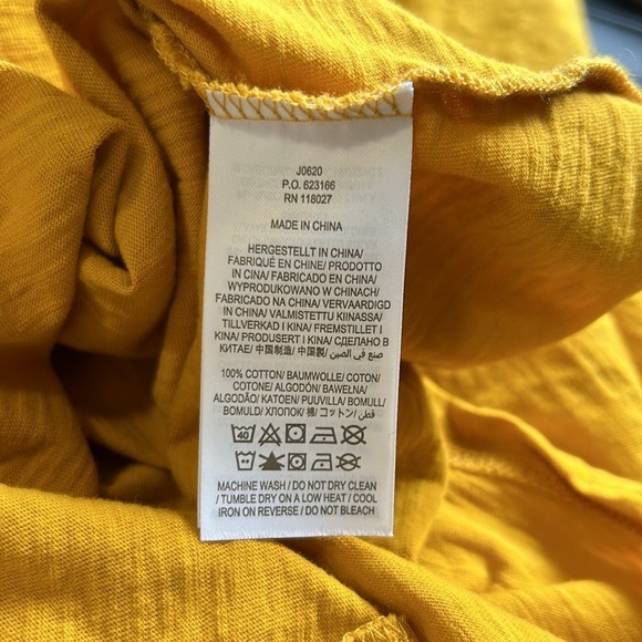 BODEN Vneck Short Sleeve Textured Tshirt Orange Yellow Sz M - Picture 5 of 7